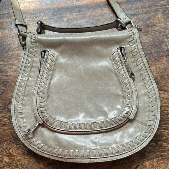 Rebecca Minkoff Vanity Saddle Bag in light Gray - Picture 3 of 12